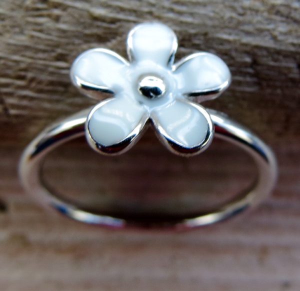White Flower Ring - Size L (6) - Image 2