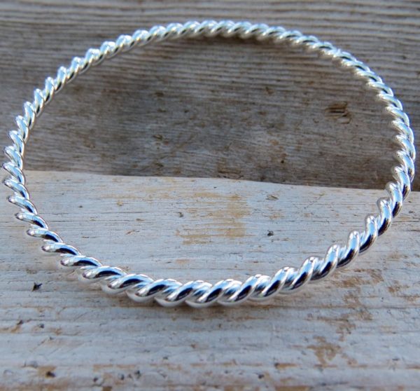 Classic Twist Bangle